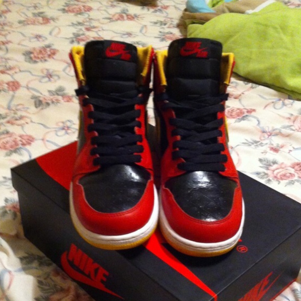 Jordan 1’s - Picture 3 of 6